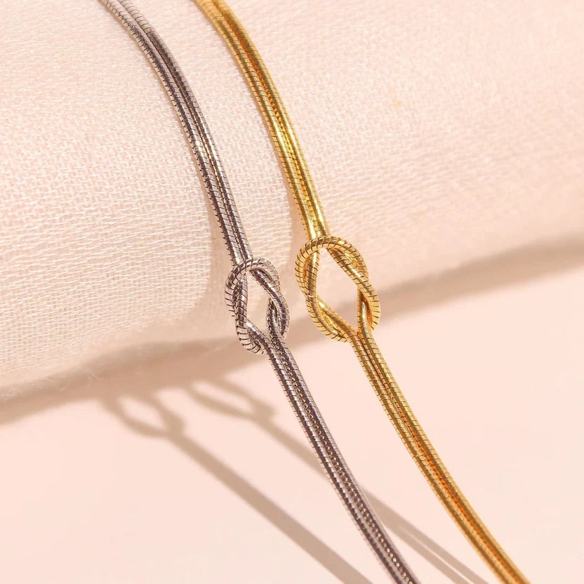 Love Knot Bracelet - Premium Unisex Stainless Steel Bracelet