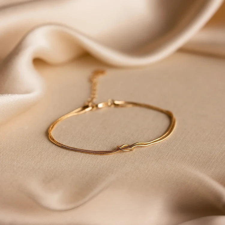 Love Knot Bracelet - Premium Unisex Stainless Steel Bracelet