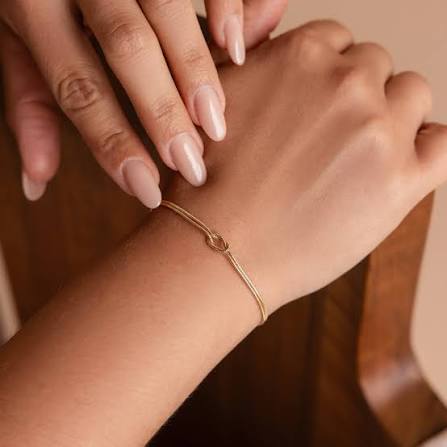 Love Knot Bracelet - Premium Unisex Stainless Steel Bracelet